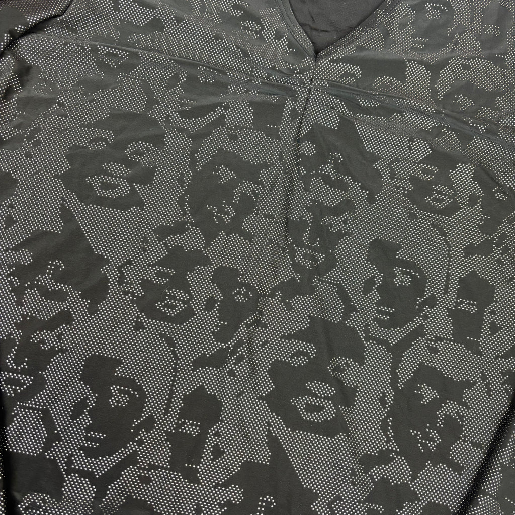 Xhilaration V-Neck Graphic Face Print Long Sleeve
