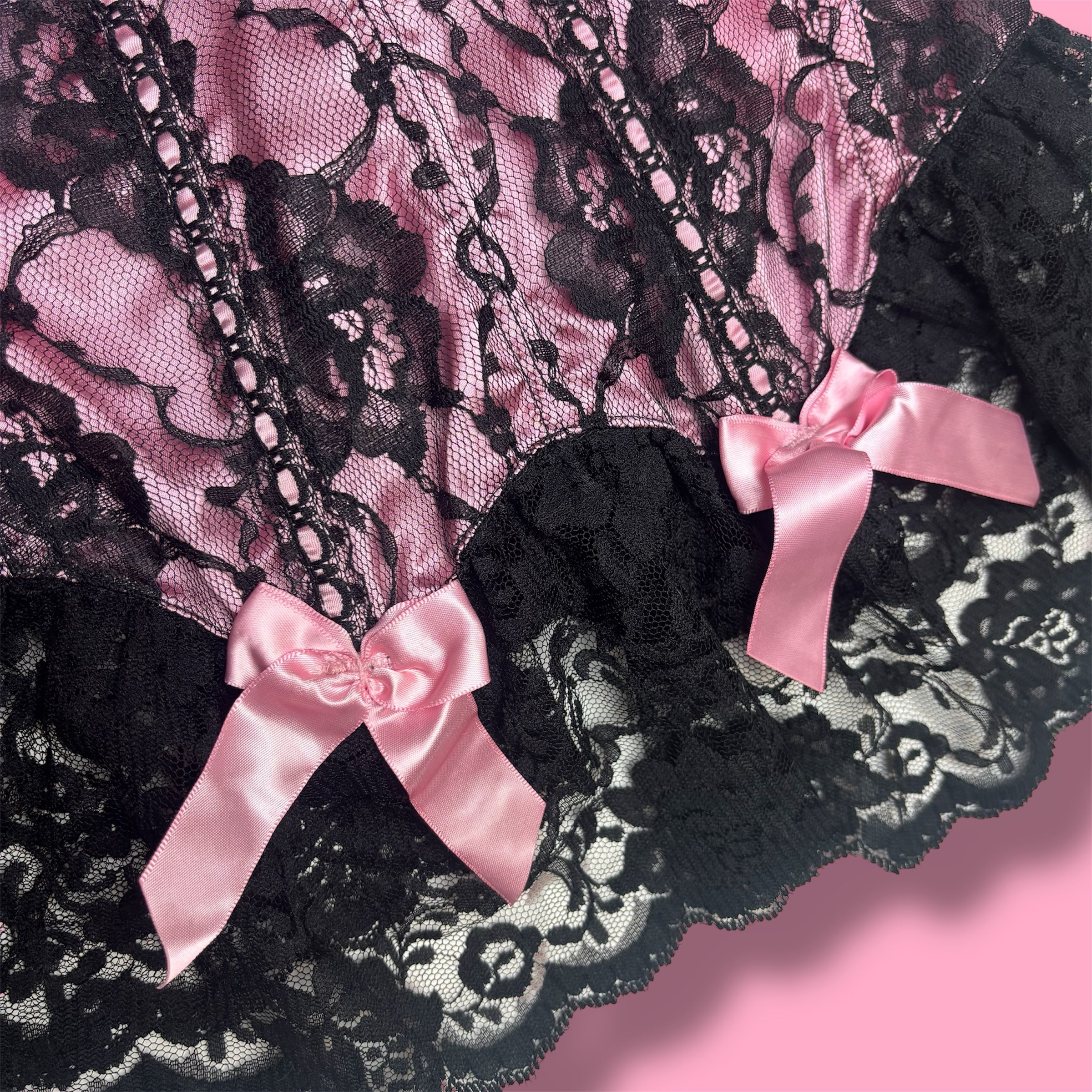 VTG Fredricks Of Hollywood Pink Lace Corset